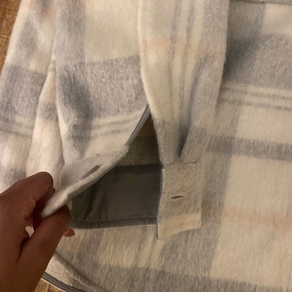 Plaid Gray Jacket - Picture 4 of 7